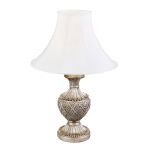 254031101 Chiaro Настольная лампа Версаче, 1 лампа, состаренное серебро, белый